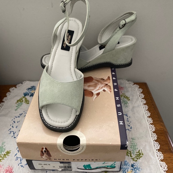 Green Shoes Sandals Vintage Look Ankle Strap NEW - Picture 3 of 6